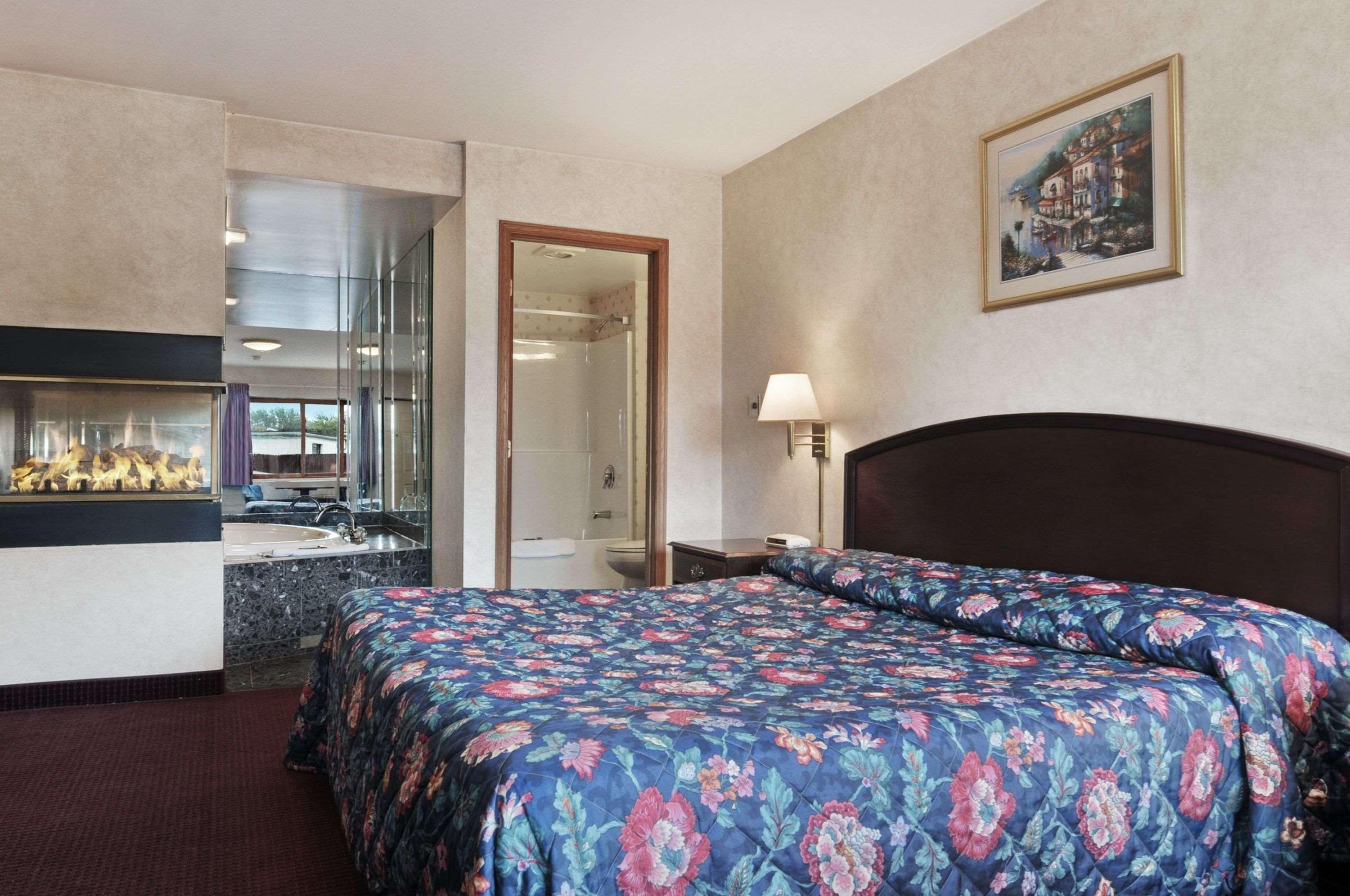 Travelodge By Wyndham Niagara Falls - New York Екстериор снимка