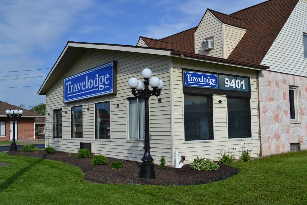 Travelodge By Wyndham Niagara Falls - New York Екстериор снимка